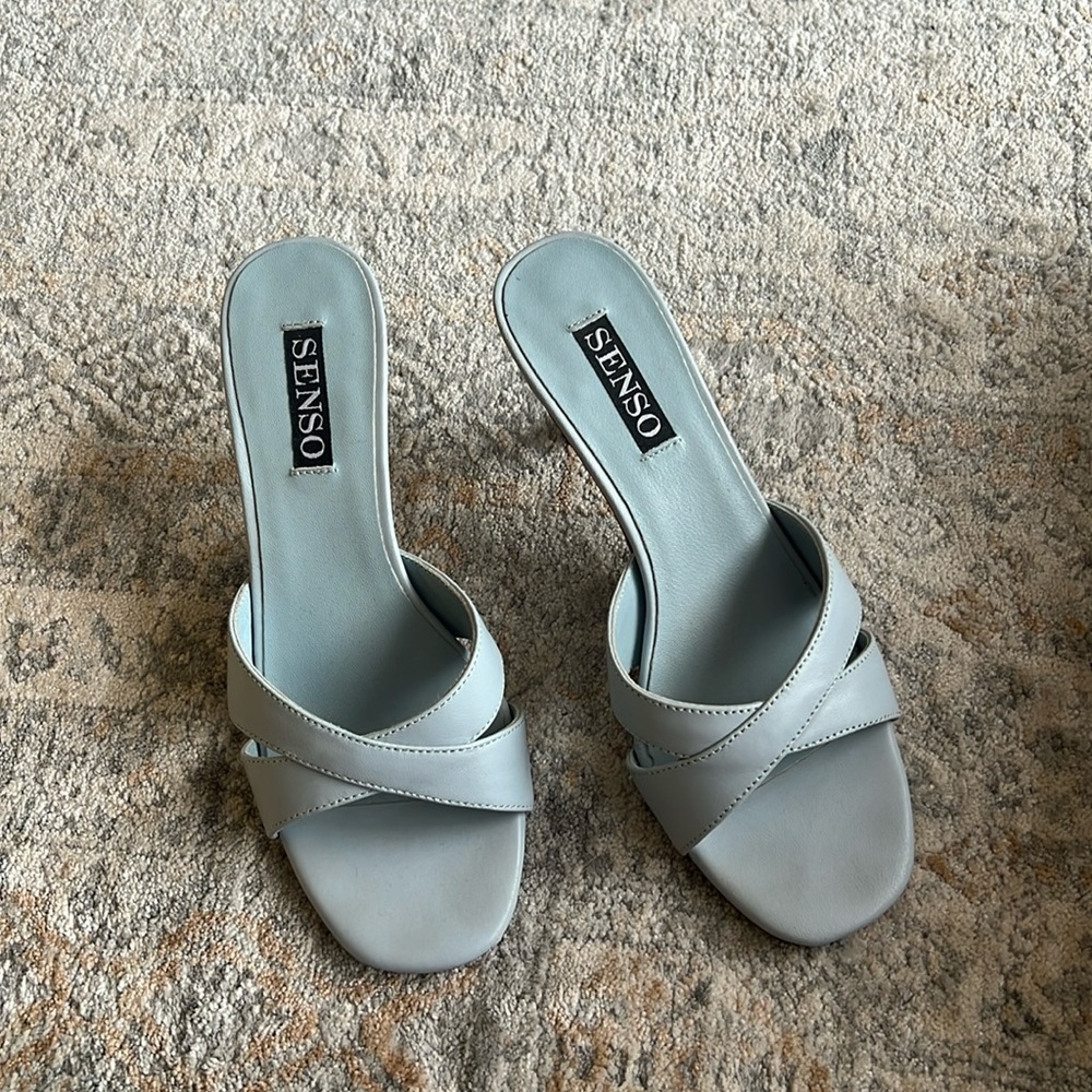Senso Light Blue Heels 37